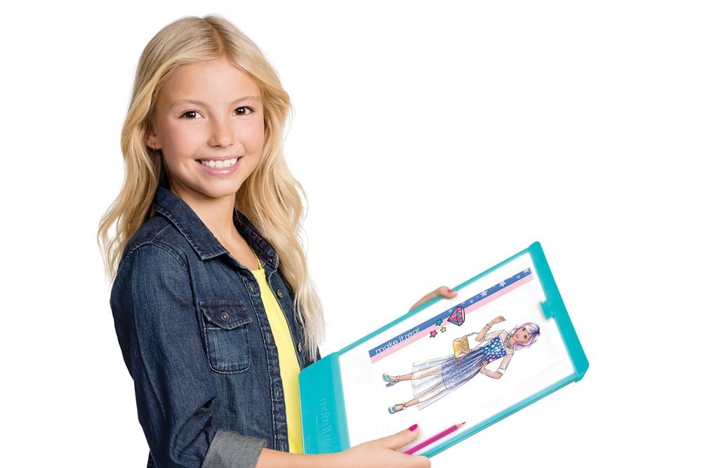 Make It Real:Fashion Design Tracing Light Table